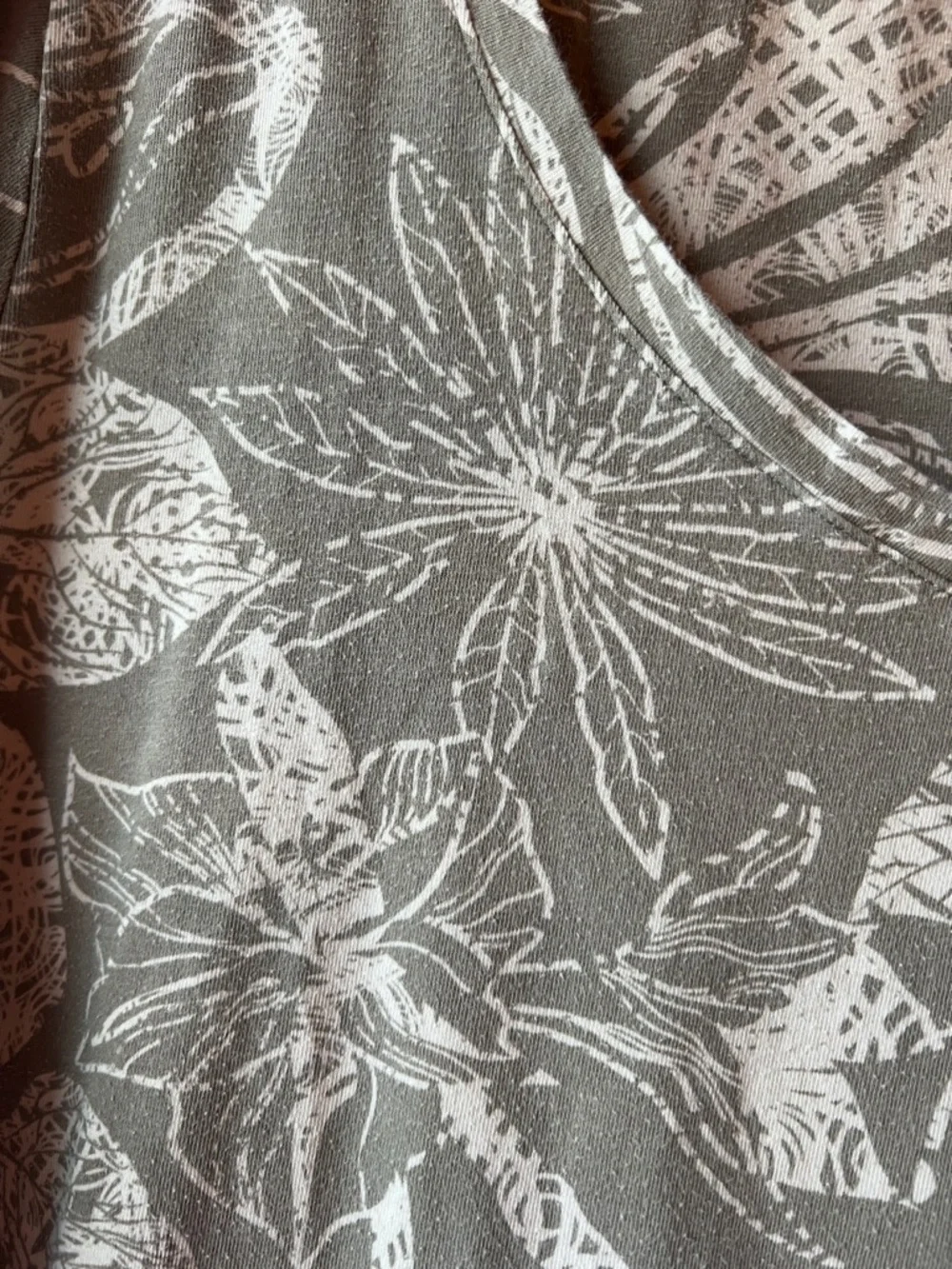 Soft Surroundings Olive & White Floral V-Neck Short Sleeve Tee - Picture 9 of 9